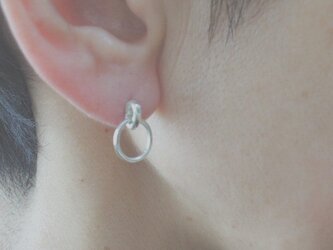 silver950 maru のゆれるピアスの画像