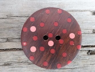 紫檀の水玉木ボタンピンクの画像