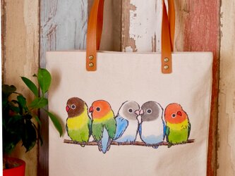 ふんわりボタンインコのトートバッグの画像