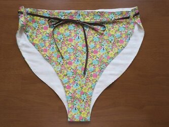 女神の和ぱんつ（ふんどしパンツ／深履き）小花とパンダ×サテンの紐の画像