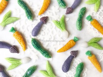 夏 ガラスの野菜箸置きセットの画像