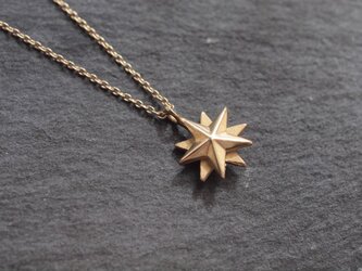 北極星のペンダント金色の画像