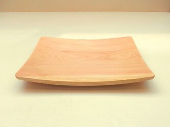 #0068	ヒノキの角皿　A3の画像