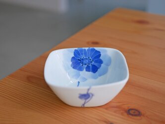 元気なアネモネ　スクエアボウル　の画像