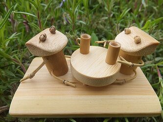 竹細工～カエル（ちゃぶ台）の画像