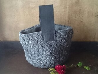 ウール リバーシブル ワンハンドルバッグの画像