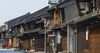 四津川製作所