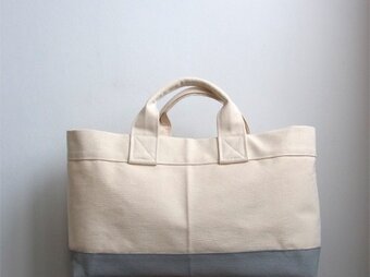 tote paint M