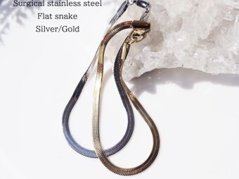 つけっぱなしOK★サージカルステンレスフラットスネークブレス　～Gold/Silver