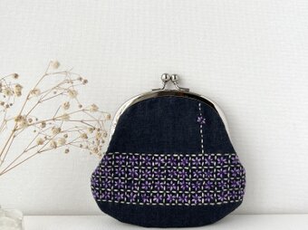 すみれの花咲くがま口の画像