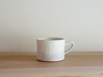 コーヒーカップ・layered・マット・白の画像