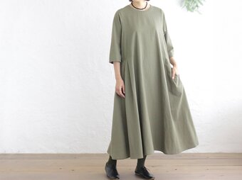 秋の始まりに◎ ゆったり細見え 東炊きコットンリネン サイドタックワンピース（カーキ）OP37