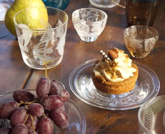 maki kanzawa glass art