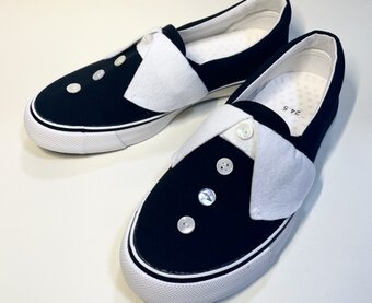 三日月灯り 靴店