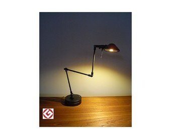 手作業人の西尾