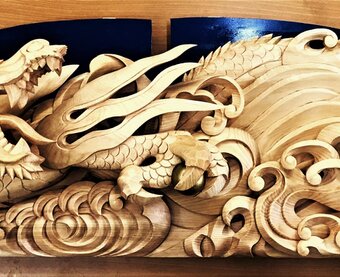 木彫りの鯉のぼり（大） | iichi 日々の暮らしを心地よくする
