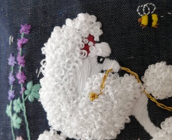 プードル刺繍の店 HanaDaisy Poodles プロフィール | iichi  日々の暮らしを心地よくするハンドメイドやアンティークのマーケットプレイス