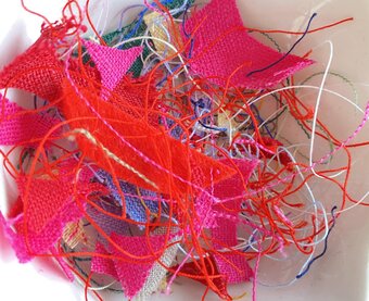 monaka,リネンと手縫いと糸。