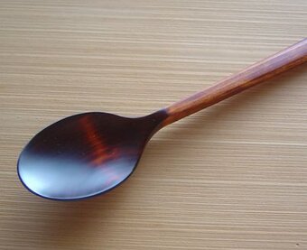 木と漆の工房みやくに