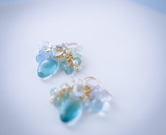 物語の国の小さな宝飾店  kasey