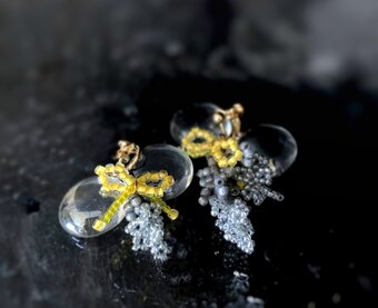 グレーとモンキチョウ