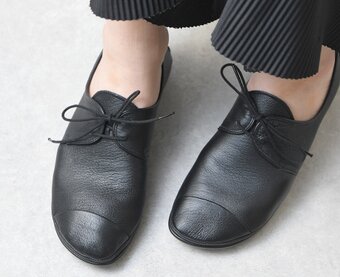 ジビエな靴屋 ボンド