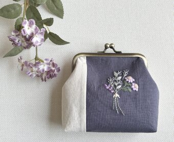 手刺繍小物のお店“コトリノ