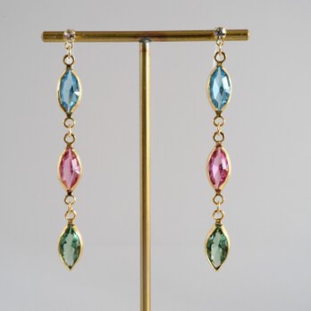 VINTAGE Glass frame earrings/pierce Paradiseの画像