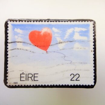 アップサイクル　クリスマス切手ブローチ1827