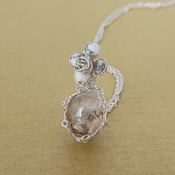 mineral necklace(デンドリティッククォーツ・ハウライト）の画像