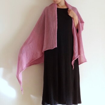 コチニール染め　軽いウールのストール