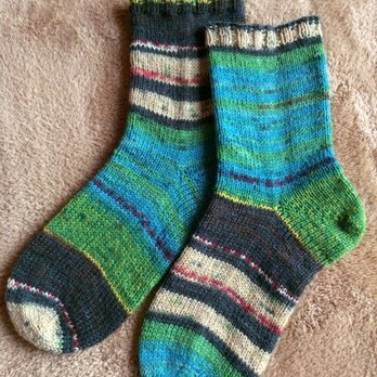ドイツソックヤーンの手編み靴下【青い月】 送料込の画像