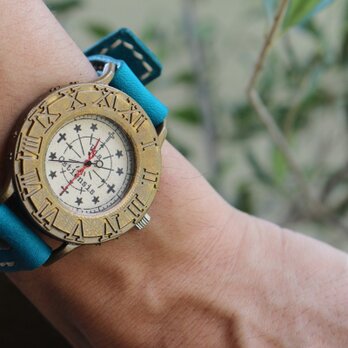 手作り腕時計　Via Ostiensis(十字架レトロ時計 アンティークケース White & Blue)の画像