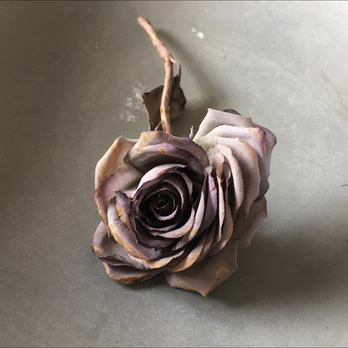 suMire-bouquet   美しい枯れ薔薇   布花コサージュの画像