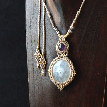 .·˖*✩⡱ソーラークォーツ × アメジストマクラメペンダント