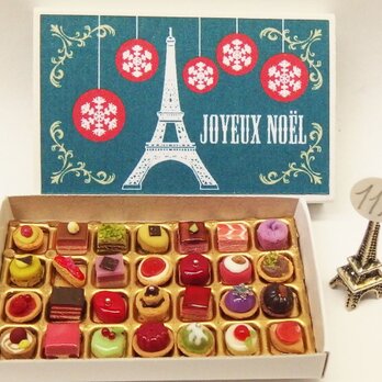 マッチ箱の中のミニチュア　フランスのお菓子　ノエル　117の画像