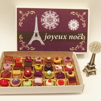 マッチ箱の中のミニチュア　フランスのお菓子　ノエル　118の画像