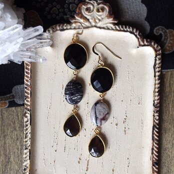 オニキスとスモーキークォーツのピアス