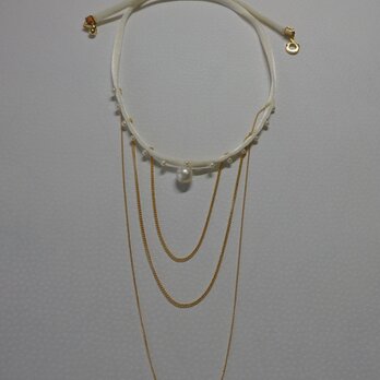 本真珠とチェーンのシルクリボンネックレス（アイボリーホワイト）の画像