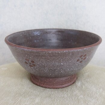 陶器ご飯茶碗（小）赤土・梅紋の画像