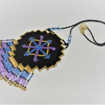 ビーズ織のネックレス　”ダブル・クロス（祈り）と　イヤリング”の画像