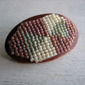 MARCH  beads barretteの画像