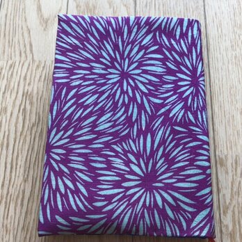 ブックカバー単行本用　紫むじな菊の画像