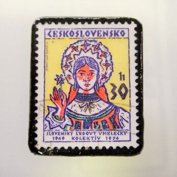 アップサイクル　チェコスロバキア　切手ブローチ2049の画像