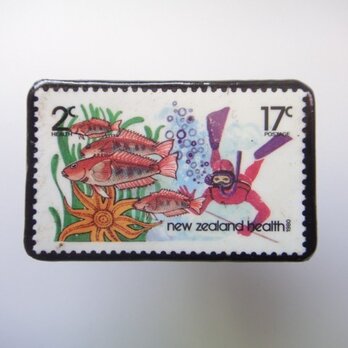 ニュージーランド　切手ブローチ2055の画像