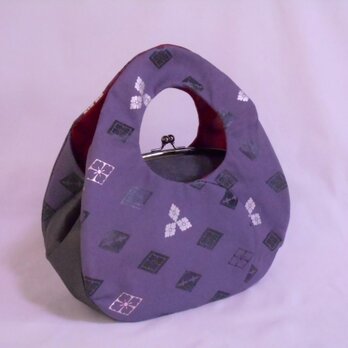がま口手提げバッグ　あおり型バッグ　帆布紫グレー色×本革製　唐花　墨銀・プラチナ・ピンク箔の画像