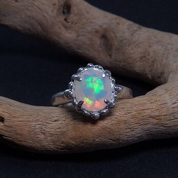 エチオピアオパールの粒飾りリング　8号