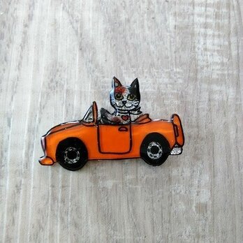 猫のピカピカブローチ【車】の画像