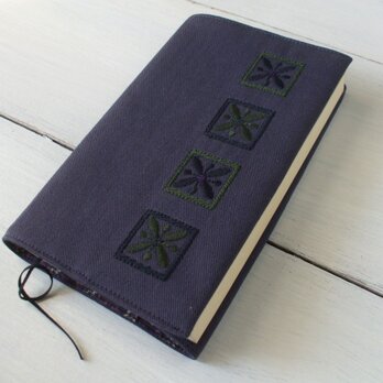 新四角刺繍の新書サイズノート・手帳カバー　渋紫の画像