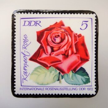 旧東ドイツ　薔薇切手ブローチ2118の画像